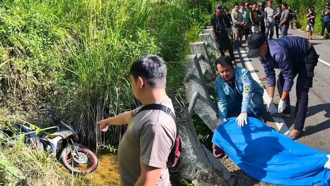 Kecelakaan Maut di Sekadau: Pengendara Motor Tewas Usai Tabrak Penyangga Jembatan