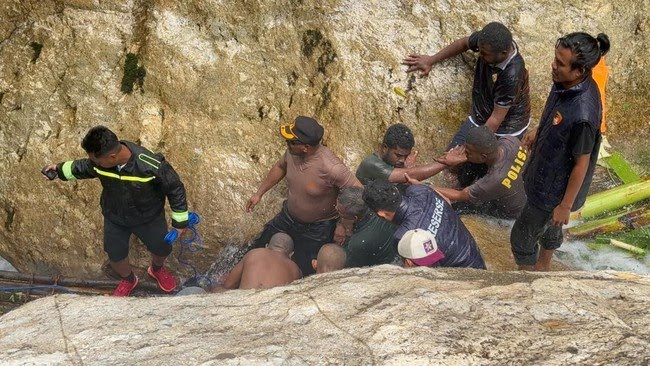 Presenter TVRI Papua Barat Ditemukan Tewas di Sungai Memti